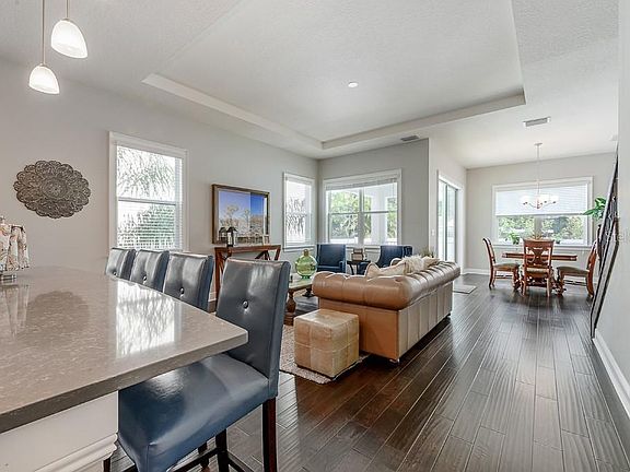 3rd image of 3624 W Renellie Cir