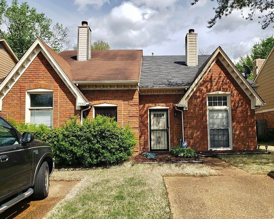 1st image of 2988 New London Pl