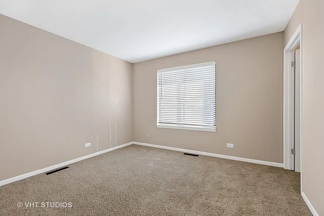 1537 Westminster Dr #107 — Photo 15