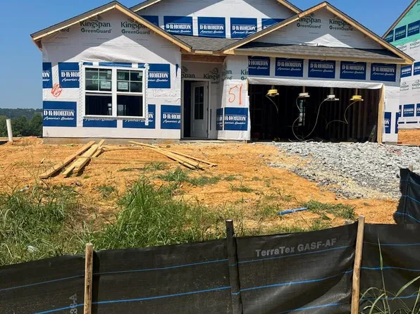 1125 Twelve Oaks Ct, Blountville, TN 37617