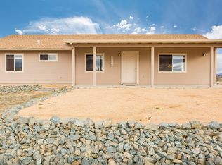 20450 E Deer Valley Ln, Mayer, AZ 86333