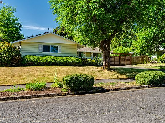 2nd image of 310 E 48th Ave