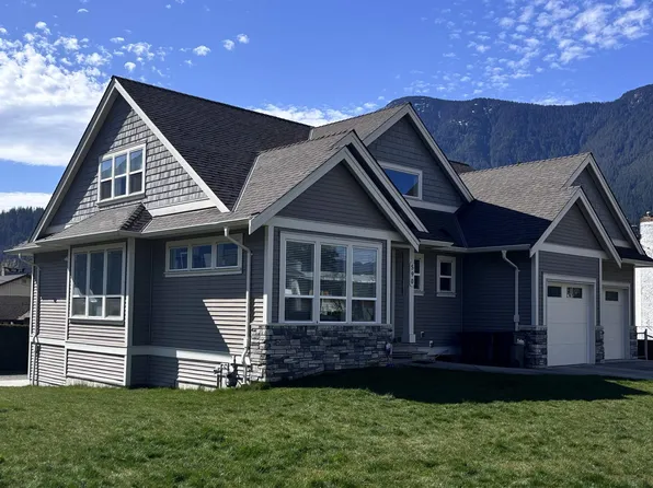 590 Skagit Ave, Hope, BC V0X 1L4
