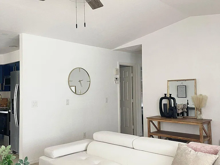 1395 Hayworth Rd — Photo 21