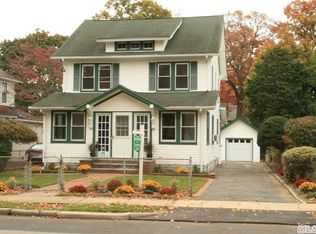 62 Carman Ave, East Rockaway, NY 11518