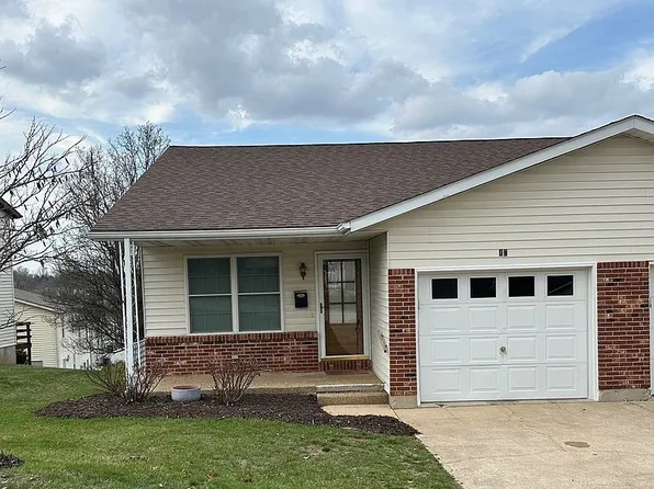 47 Wenona Dr, Washington, MO 63090