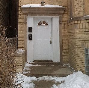 3rd image of 5541 S Wood St Unit 2