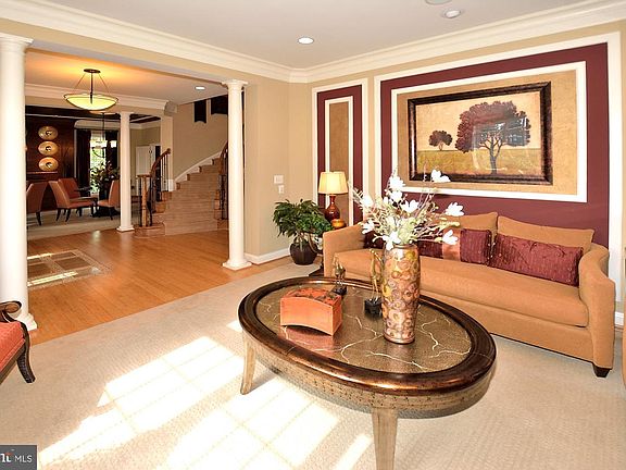 5th image of 4653 Autumn Glory Way