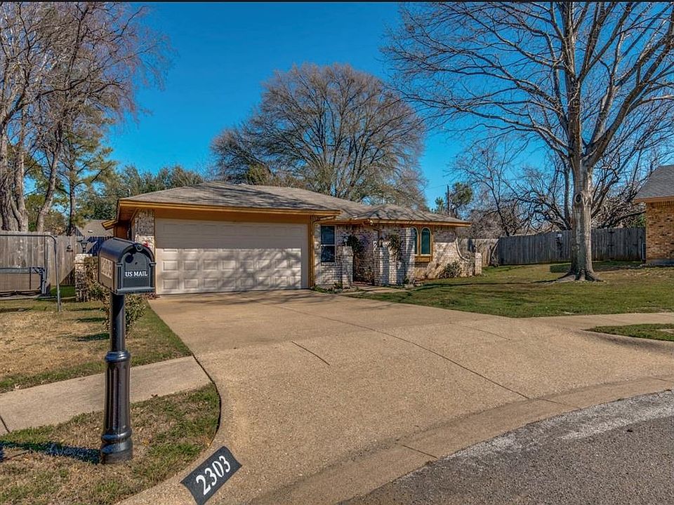 1st image of 2303 Hazelwood Ct