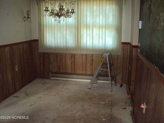 4th image of 13 Augusta Road