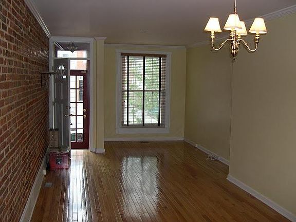 LIving Room/Front Door