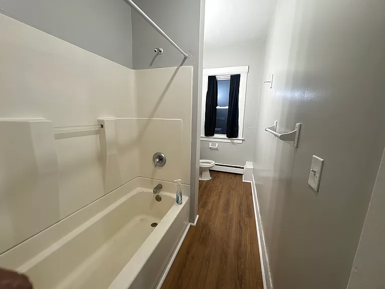 1123 Main St #4-9 — Photo 7