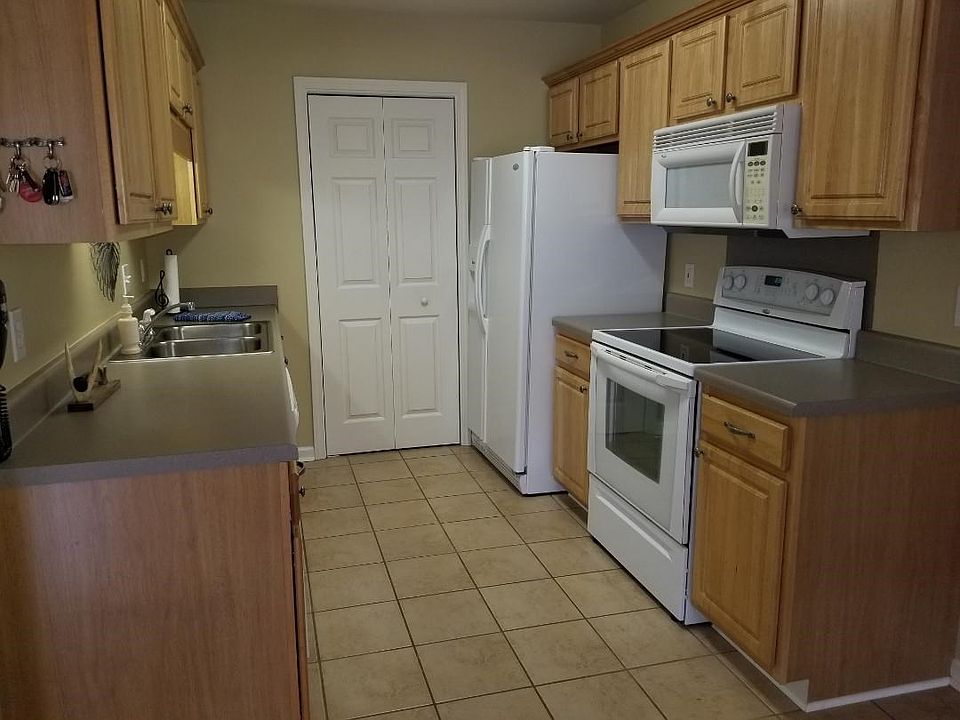 2nd image of 369 Swan Dr