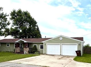 27468 Ayersville Pleasant Bend Rd, Defiance, OH 43512