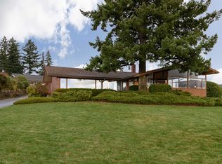 9608 Hilltop Rd, Bellevue, WA 98004