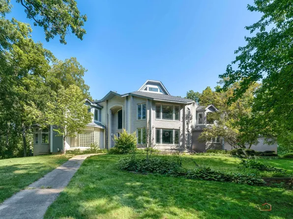 14120 Jankowski Rd, Woodstock, IL 60098