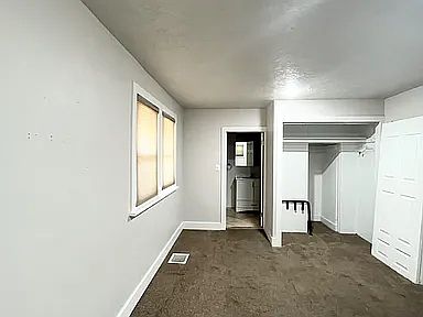 4th image of 866 W Pacific Ave