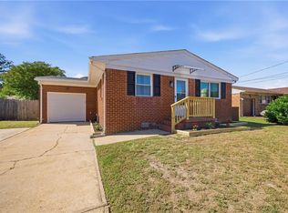 308 Butrico Rd, Chesapeake, VA 23325