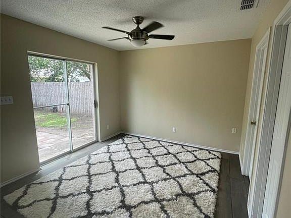 5th image of 5712 N 36th St