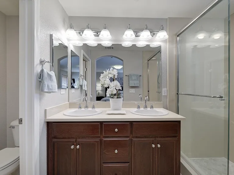 241 Okeefe Way — Photo 16