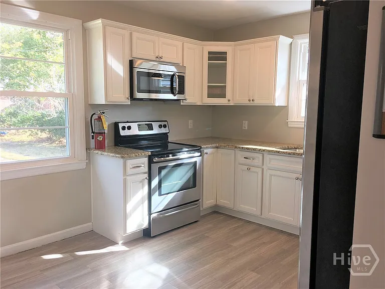 130 Andover Dr — Photo 19