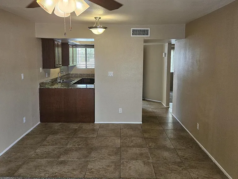 935 N Granite Reef Rd #87 — Photo 8