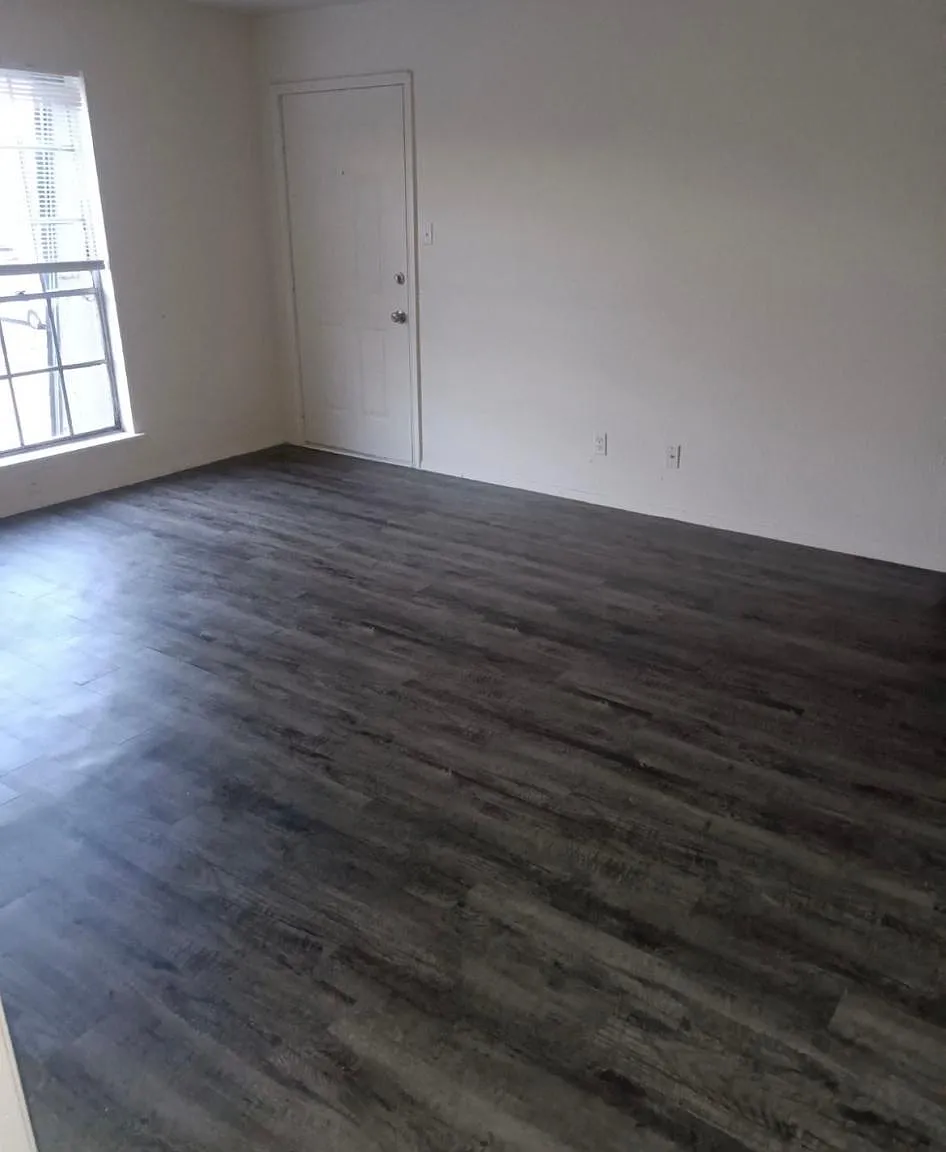 3201 Fallmeadow St — Photo 2