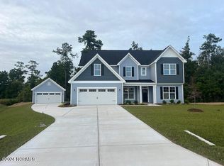 404 Sweet Fern Dr, Hubert, NC 28539