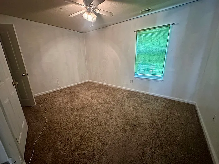 2114 Martha St — Photo 11