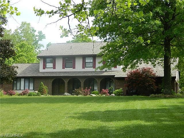 1st image of 3349 Country Club Dr