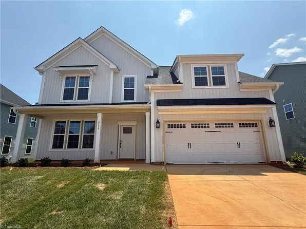 4598 Hanes Lake Dr, Winston Salem, NC 27106