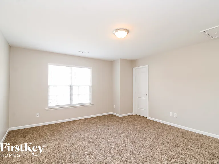 3702 Single Leaf Cir — Photo 11