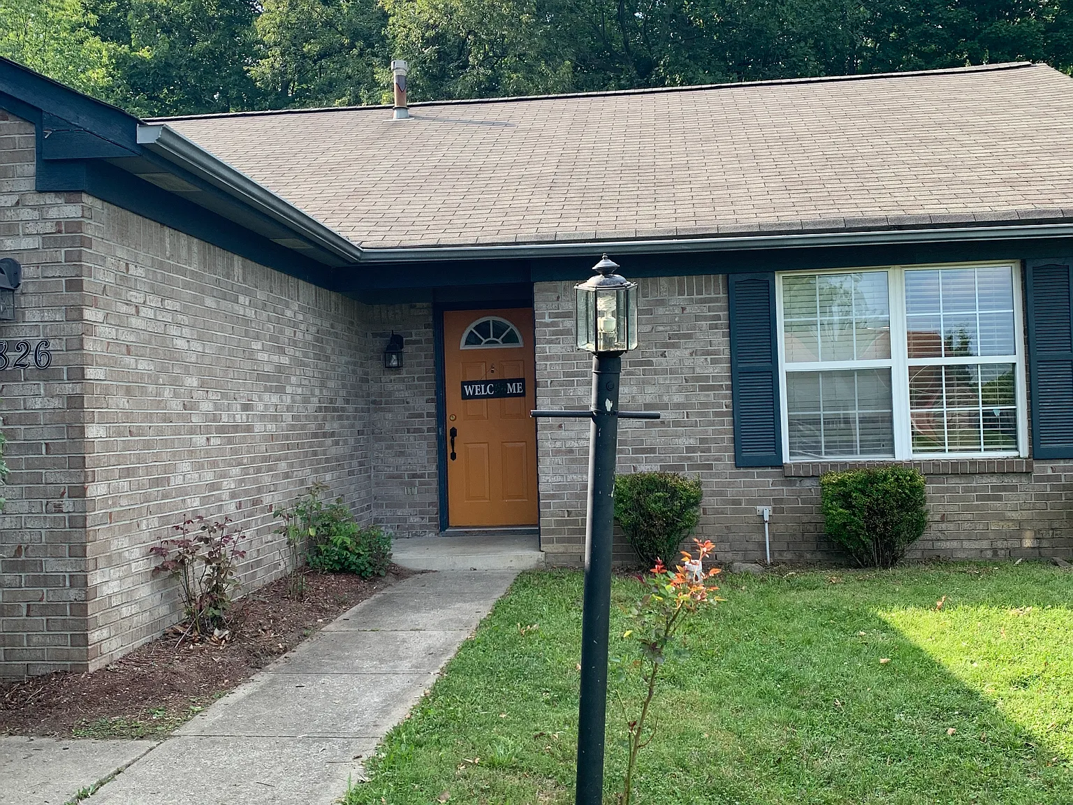 3 bed, 1248 sqft, $3,100 — Photo 2
