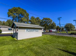 1045 Nadeau Rd, Monroe, MI 48162