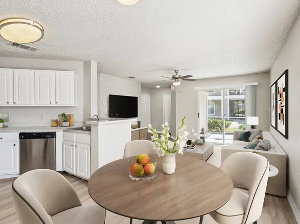 Laguna Place Apartments