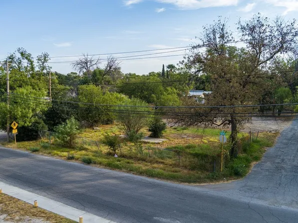 100 Urista St, Del Rio, TX 78840