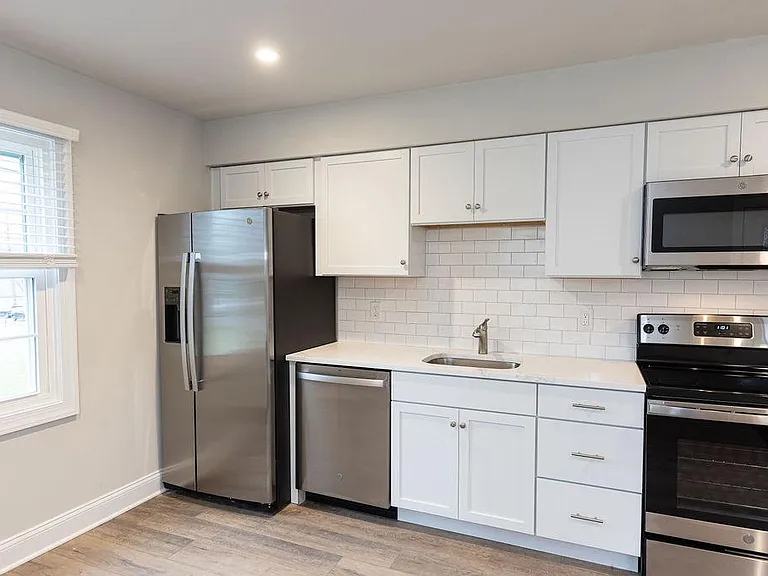 203 Gravel Pike #G — Photo 3