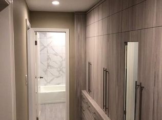 7862 84th St #1, Ridgewood, NY 11385