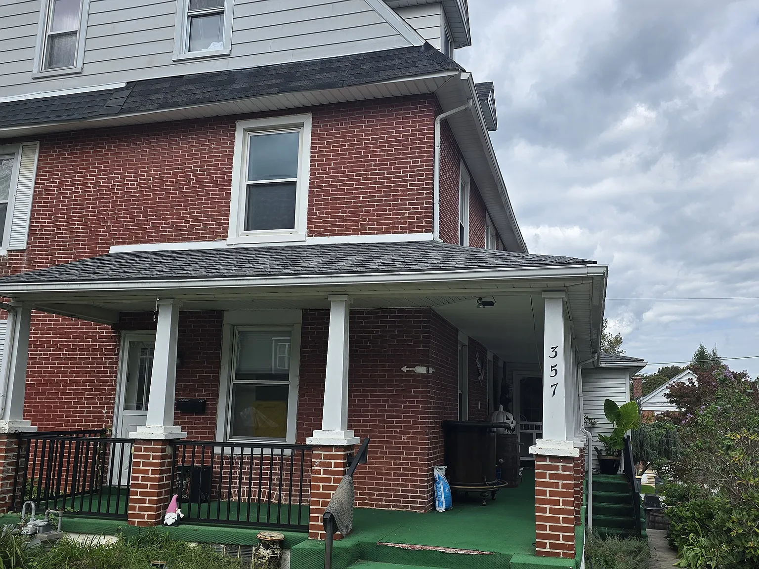 2 bed, 800 sqft, $1,750 — Photo 2