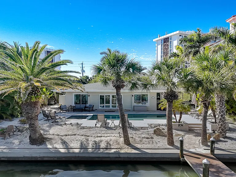 39 S Polk Dr — Photo 41