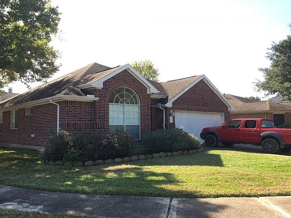 3rd image of 18603 Seaton Dr