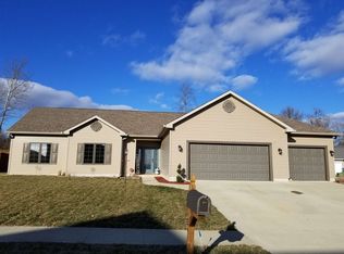 3413 S Glasgow Cir, Bloomington, IN 47403