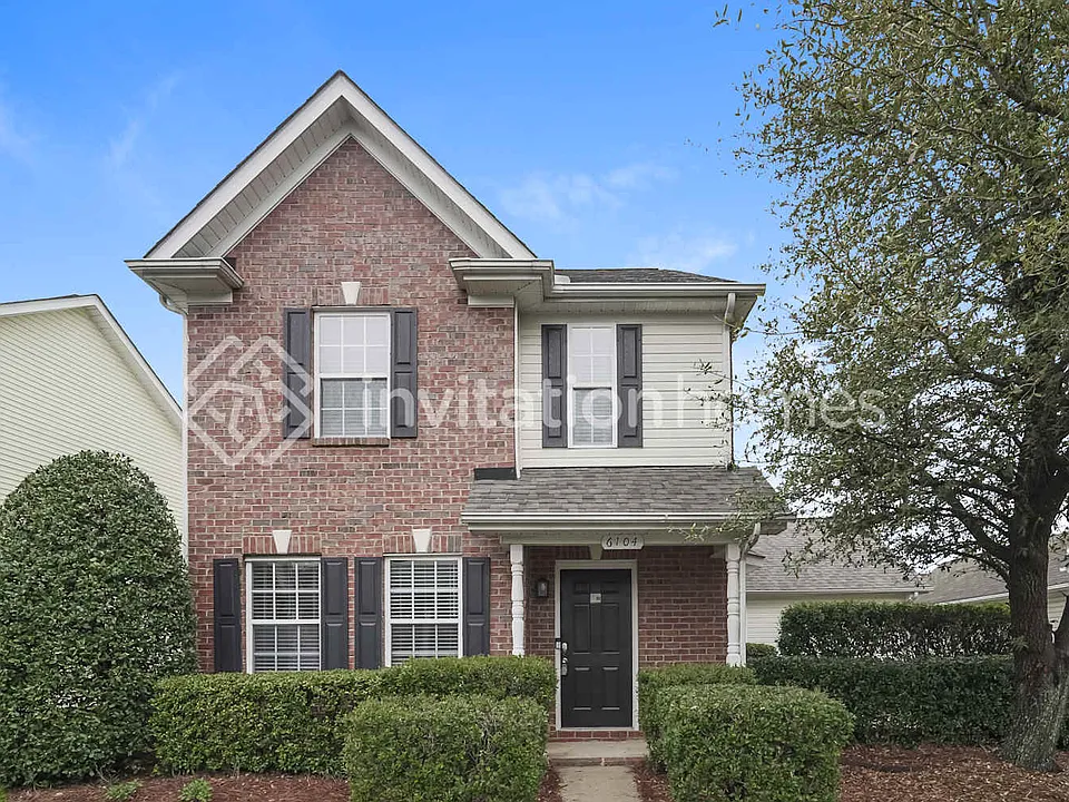 6104 Eisenhower Ln