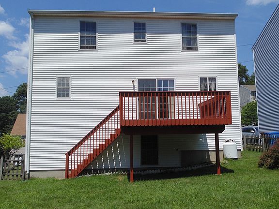 2nd image of 44 Pawtucket Ave