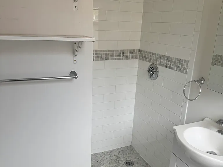 21 Sheafe St #7D — Photo 5