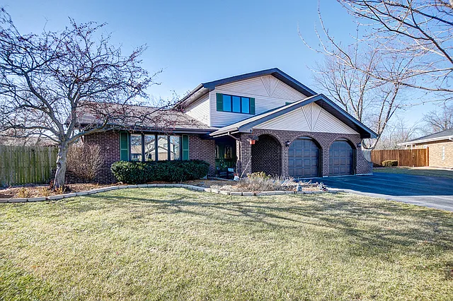 8507 Teakwood Ct photo 1