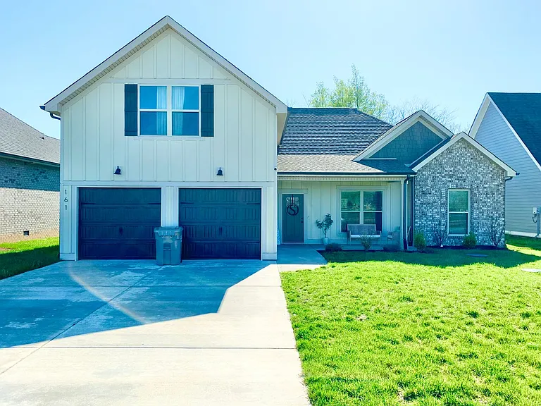 161 Jesse Dr — Photo 1