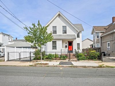 55 Vernon St, Malden, MA, 02148