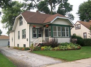 425 E 164th Pl, South Holland, IL