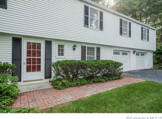 75 Five Fields Rd, Madison, CT 06443